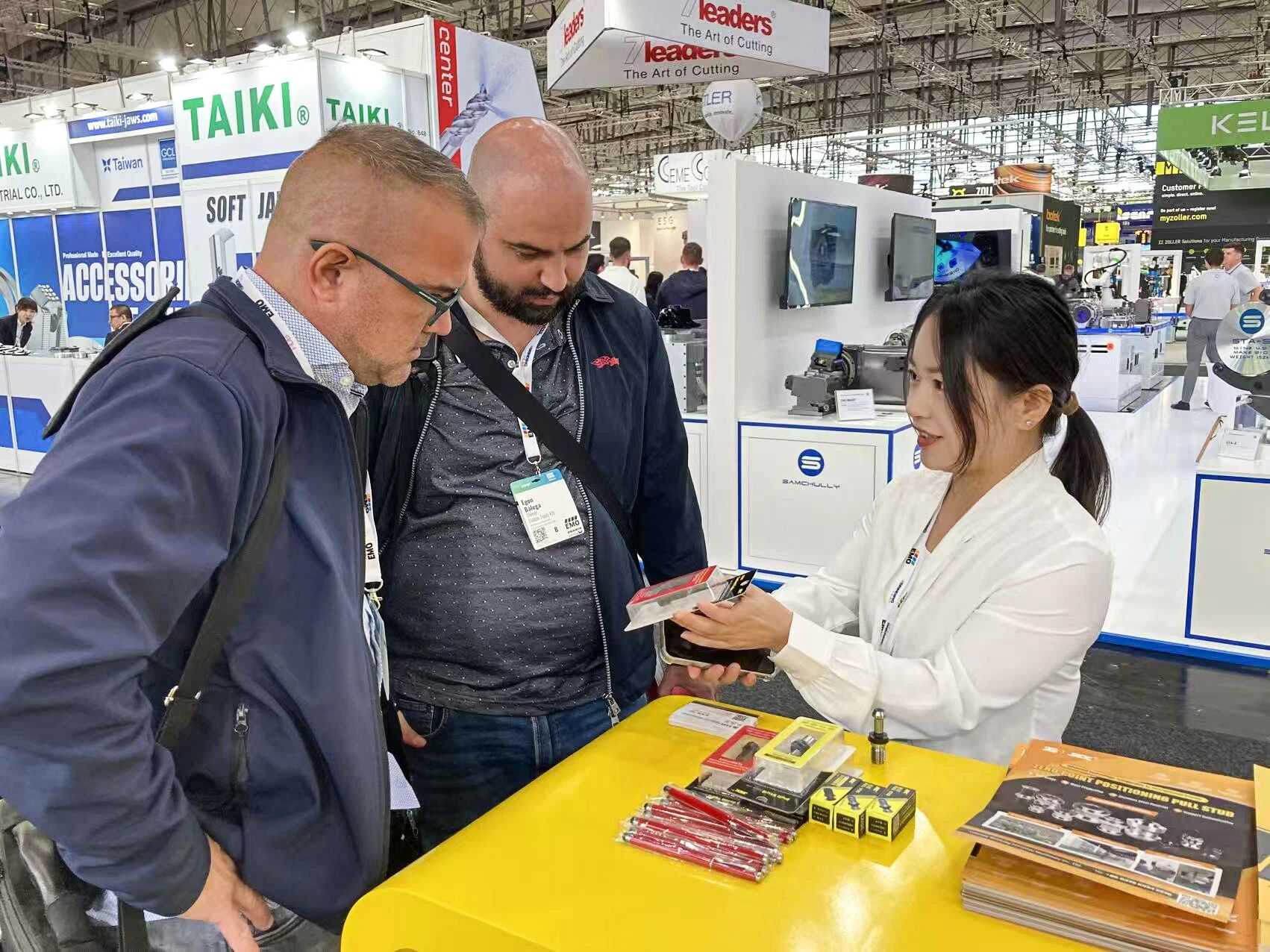 1758769467604389.jpg 1758769467604389.jpg