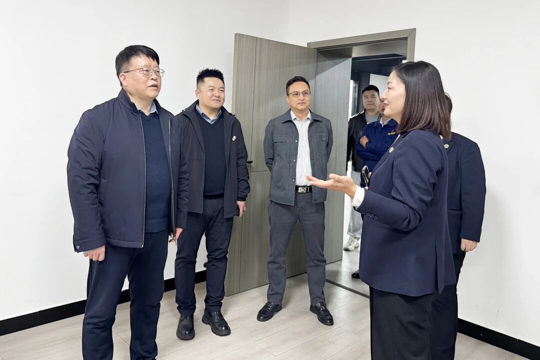 1762753001553970.jpg 1762753001553970.jpg