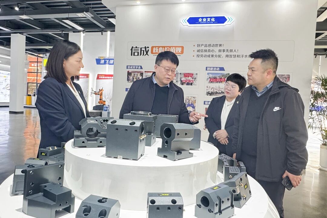 1762753067916763.jpg 1762753067916763.jpg