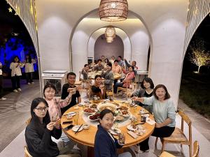 2024年國際貿(mào)易部養(yǎng)子溝團建二